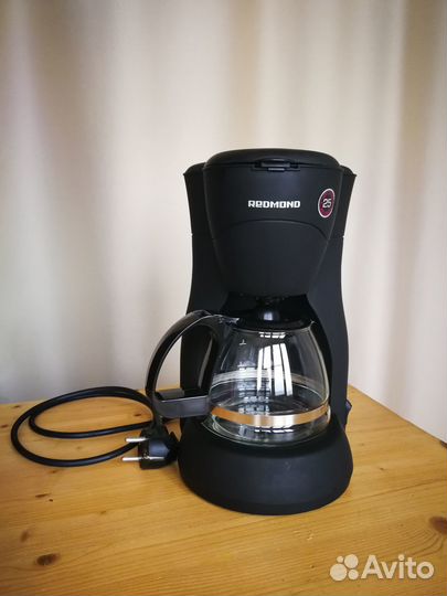 Кофеварка капельная Redmond