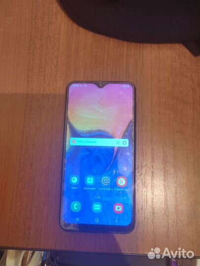 Samsung Galaxy A10, 2/32 ГБ