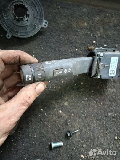 Подрулевой переключатель поворотников Chevrolet