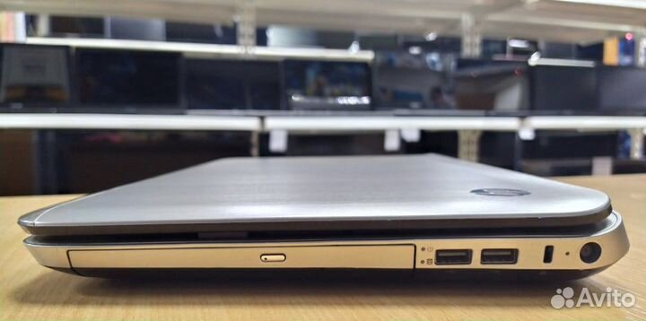 HP DV6/i5 2450/5GB/AMD HD7400/500GB/15.6