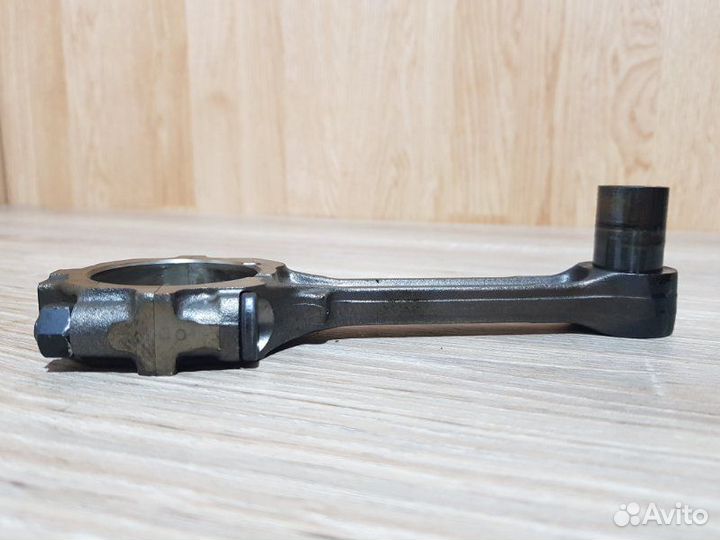 Шатун Nissan Maxima A32 VQ20DE 1999