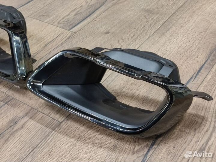 Черные насадки глушителя BMW X5 (G05), X7 (G07)