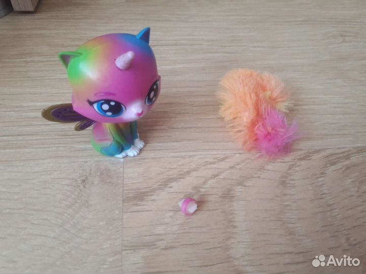 Радужно бабочково единорожно кошка