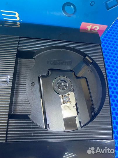 PS3 SuperSlim 500gb + 65 игр