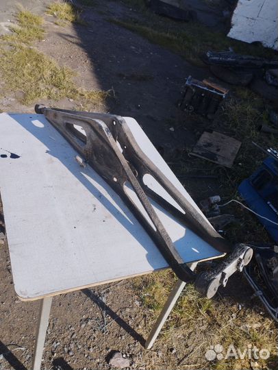 Кронштейн задних продольных рычагов vоlvo 740