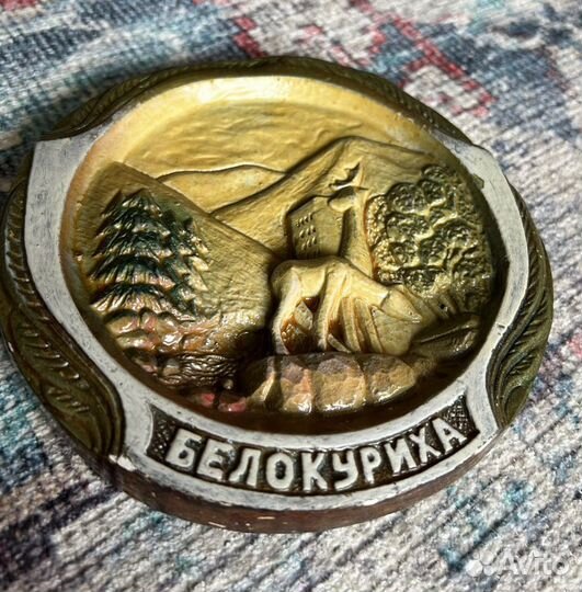 Сувенирные тарелки