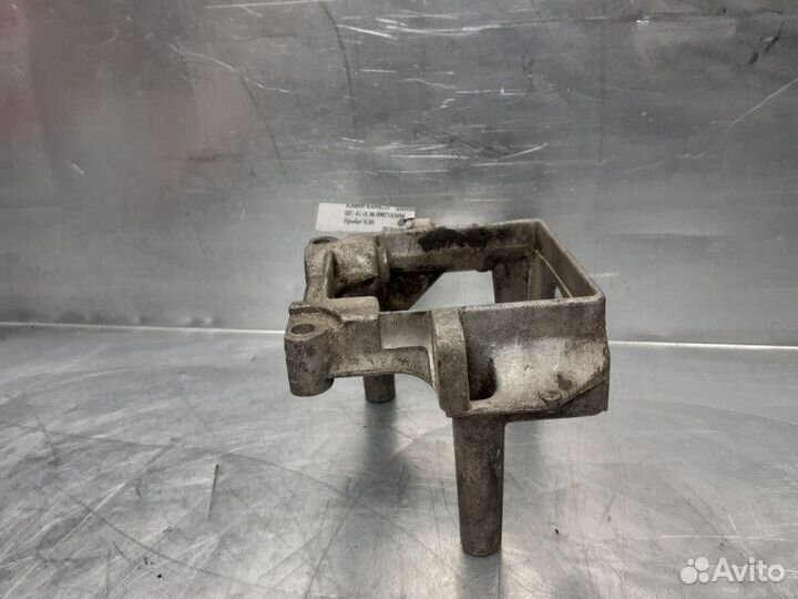 Кронштейн гидроусилителя Audi 100 C4 1991-1994