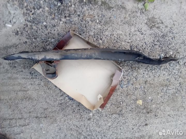 Крепление двигателя тойота королла спринтер 2c