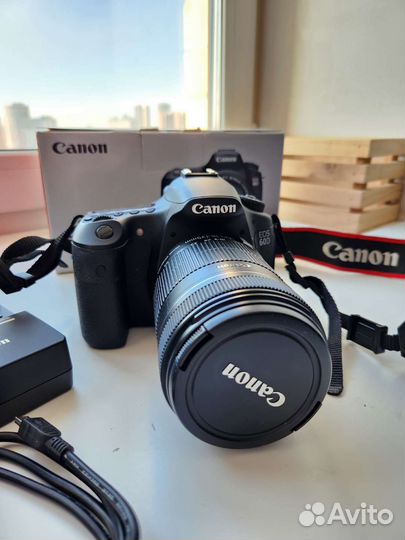 Зеркальный фотоаппарат Canon EOS 60D 18-135