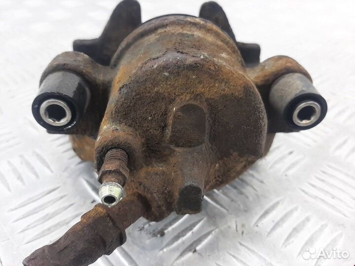 Суппорт передний правый для Ford C-MAX 1 1682875