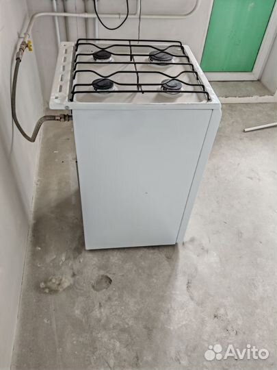 Газовая плита с газовой духовкой новая