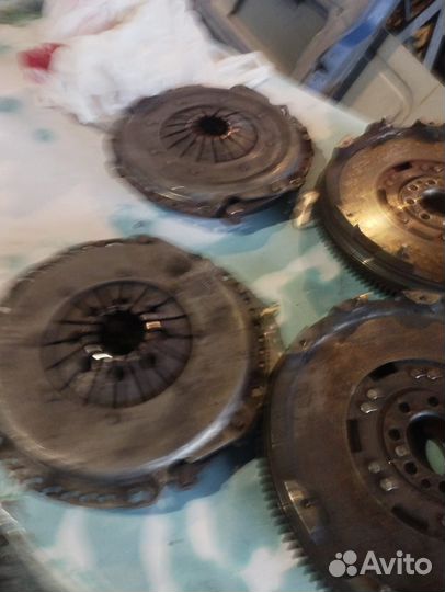 Маховик с комплектом мерседес спринтер 611. 2.2