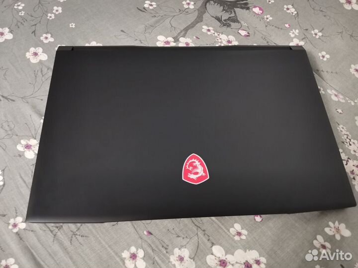 Игровой ноутбук MSI Katana GF76 12UE-659XRU