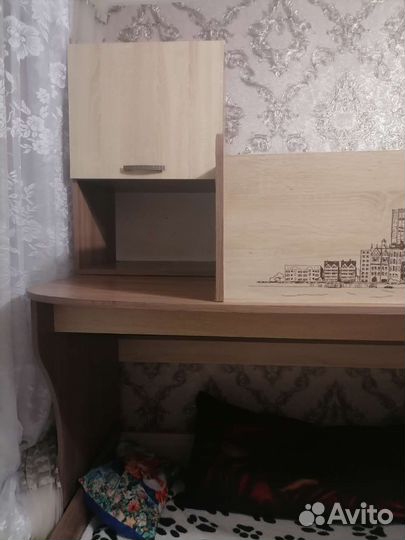 Кровать двухьярусная