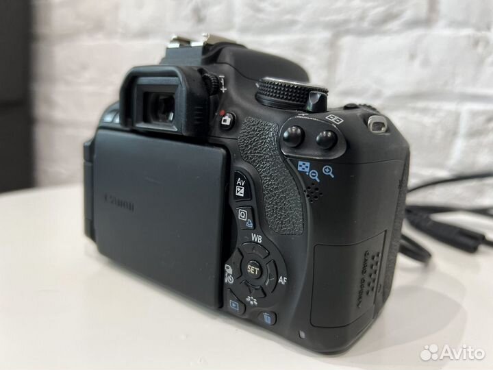 Фотоаппарат canon 600d
