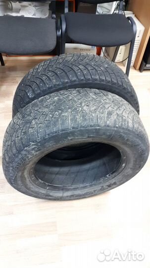Michelin X-Ice North 215/65 R16