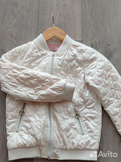 Бомбер на девочку