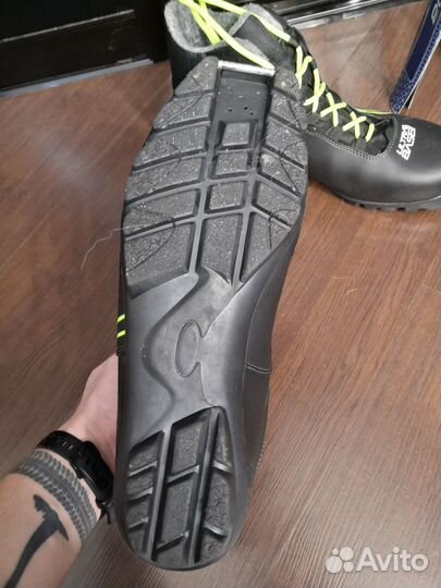 Беговые лыжи 200см