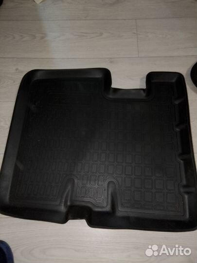 Коврик резиновый новый