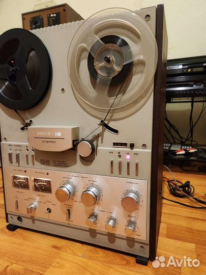 Катушечный магнитофон Союз-110 под пломбами