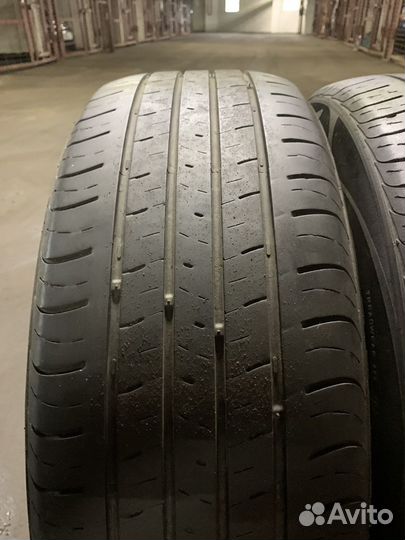 Kumho Solus SA01 Plus 215/60 R17 96H