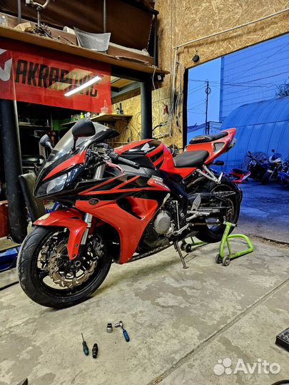 Honda CBR1000RR