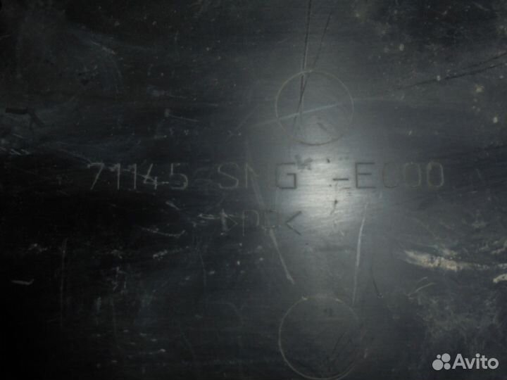 Honda Civic 5D Рамка номера 2006-2008 год