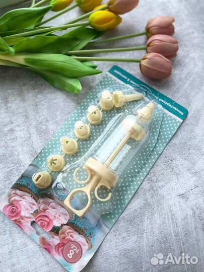 Кондитерский шприц с насадками