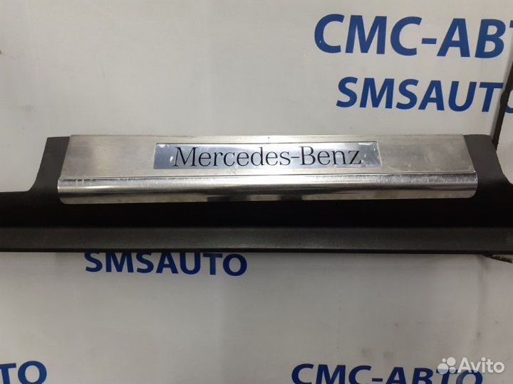 Внутренняя накладка порога передняя правая