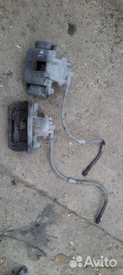 Суппорт передний Mitsubishi lancer, Cedia