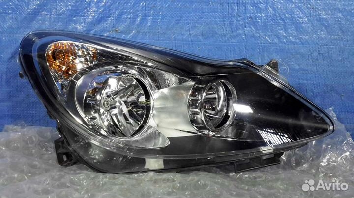 Фара правая Opel Corsa новое