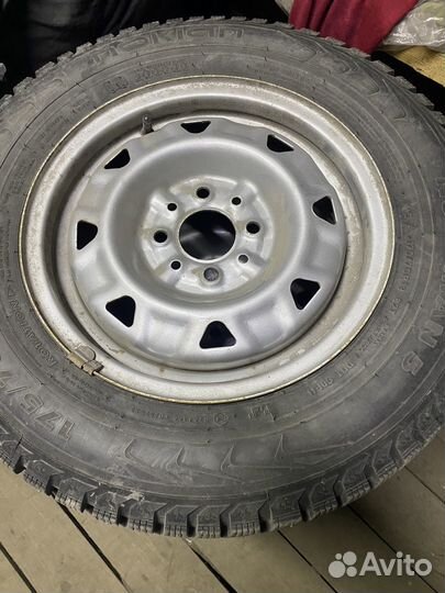 Колеса ваз R13 Nokian