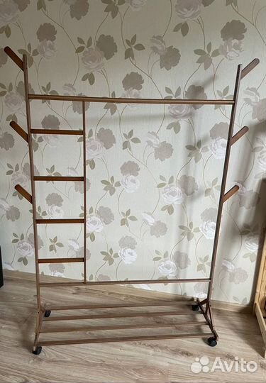 Вешалка напольная