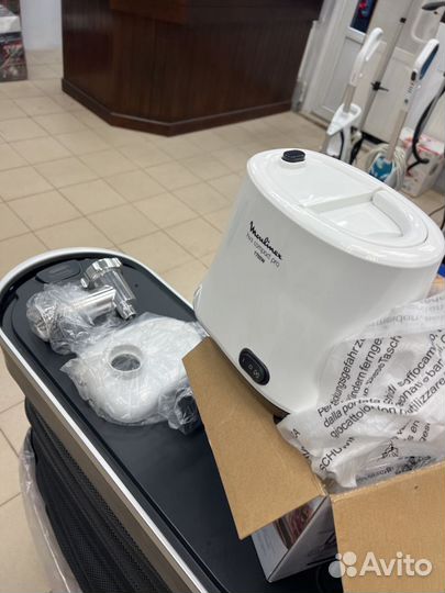 Мясорубка Moulinex Hv3 ME301132