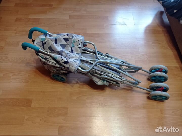 Коляска трость babyton