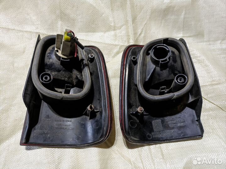 Фонарь Ford Maverick