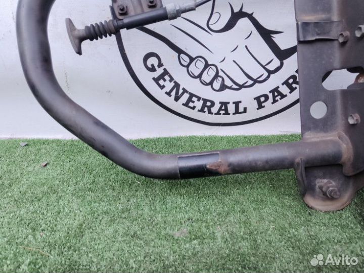 Крепление запасного колеса Toyota Hilux Surf