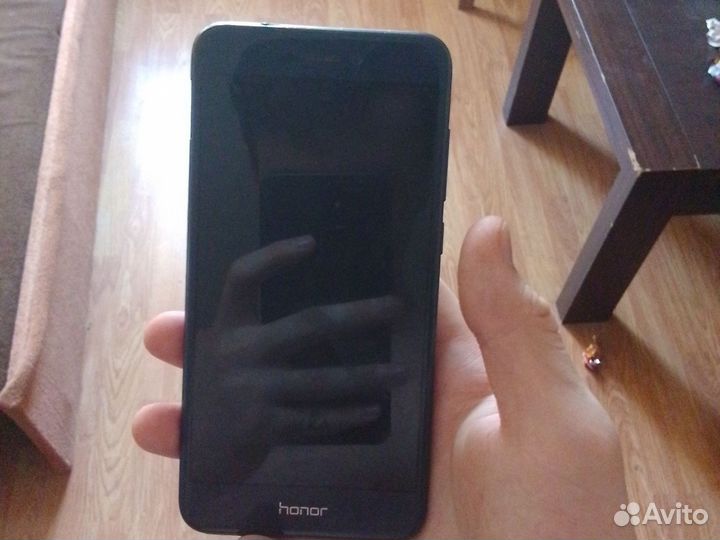 Телефон honor 8