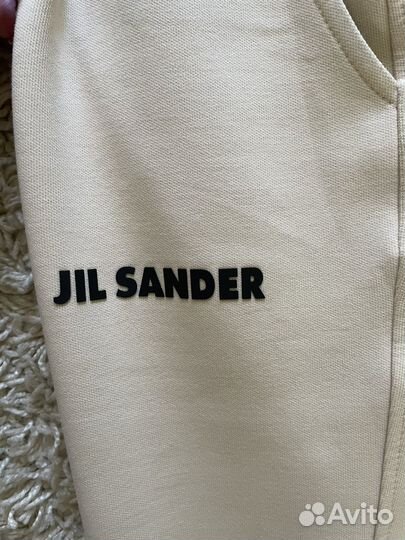 Спортивный костюм женский