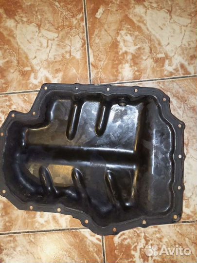 Поддон skoda rapid бу