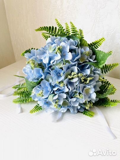 Букет из искусственных цветов