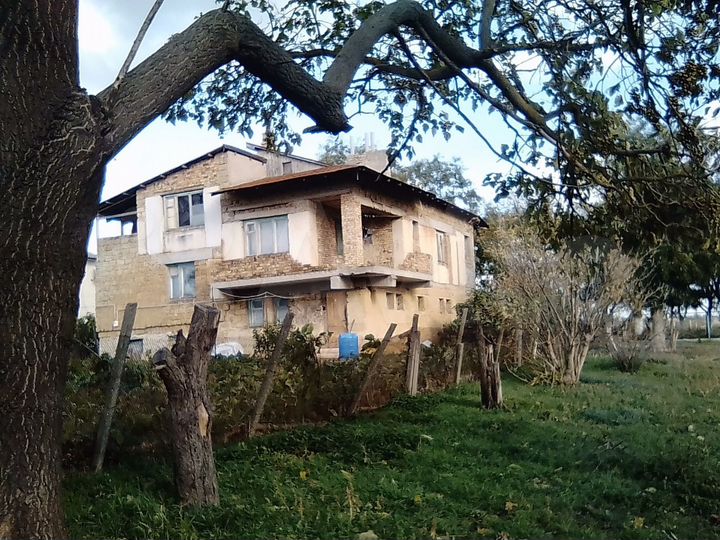 Дом 243 м² на участке 11 сот.