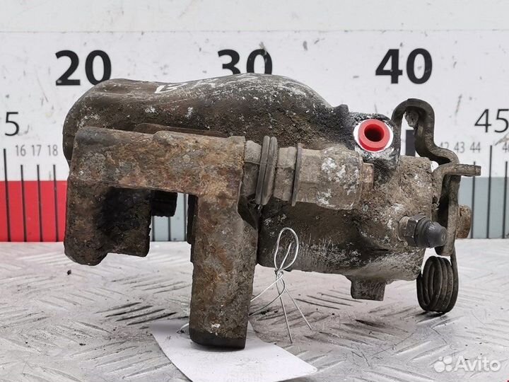 Суппорт задний правый для Opel Zafira B