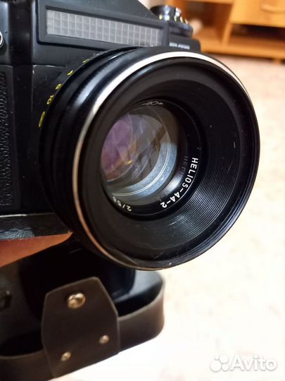 Пленочный фотоаппарат зенит