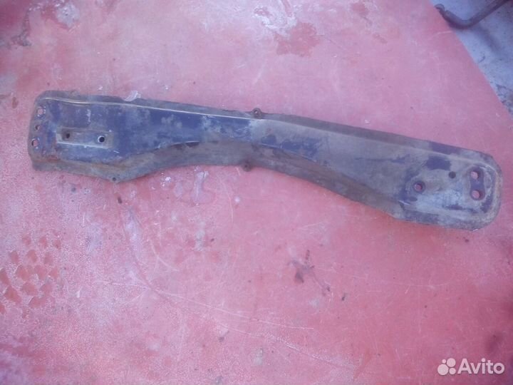 Балка продольная подрамника лыжа Lifan X60