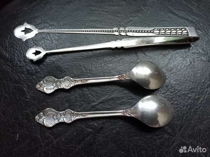 Щипцы для сахара и 2 ложки СССР