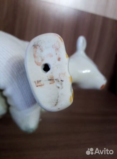 Статуэтка Фарфор СССР Теленок, Бычок.Сысерть 1960е