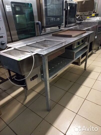 Жарочная поверхность и салат-бар