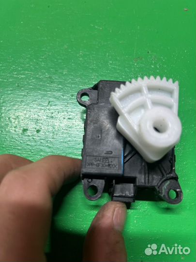 Сервопривод заслонок печки Nissan Note HE12 HR12DE