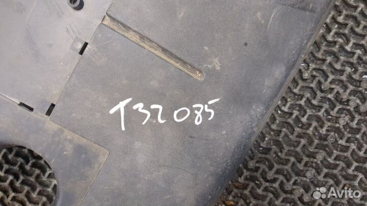 Накладка на двс Skoda Fabia, 2006